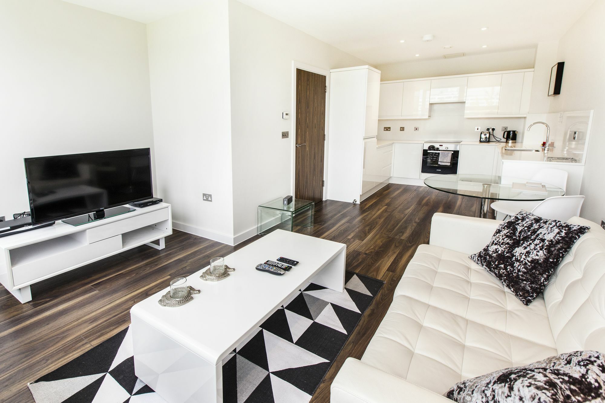 City Stay Apartments - Centro Milton Keynes Exteriér fotografie